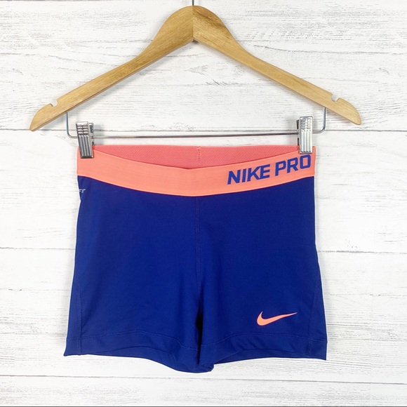 Nike Pants - Nike • Pro Training Shorts M